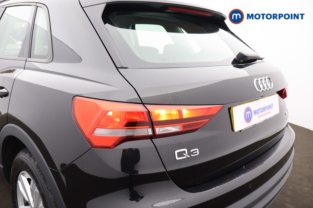 Audi Q3 Technik Manual Petrol SUV - Stock Number (1668080) - 32nd supplementary image