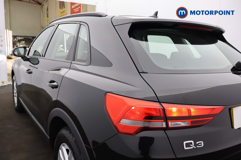 Audi Q3 Technik Manual Petrol SUV - Stock Number (1668080) - 33rd supplementary image