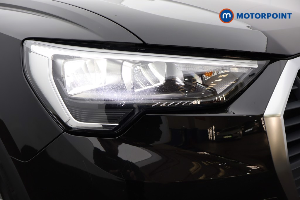 Audi Q3 Technik Manual Petrol SUV - Stock Number (1668080) - 38th supplementary image