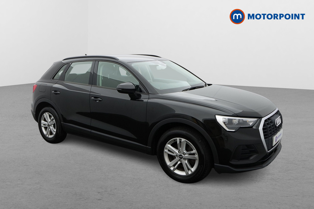 Audi Q3 Technik Manual Petrol SUV - Stock Number (1668080) - Drivers side front corner