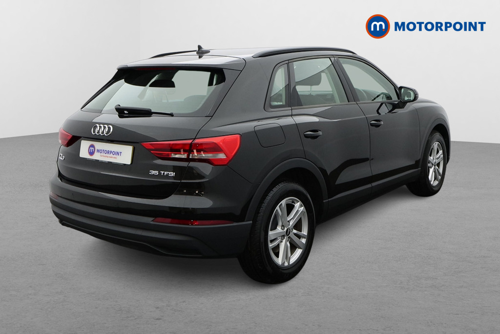 Audi Q3 Technik Manual Petrol SUV - Stock Number (1668080) - Drivers side rear corner