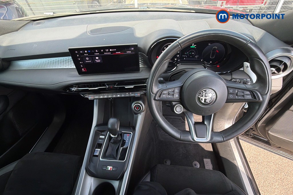 Alfa Romeo Tonale Veloce Automatic Petrol Plug-In Hybrid SUV - Stock Number (1668234) - 7th supplementary image