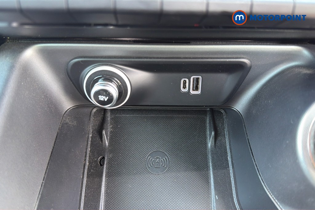 Alfa Romeo Tonale Veloce Automatic Petrol Plug-In Hybrid SUV - Stock Number (1668234) - 16th supplementary image