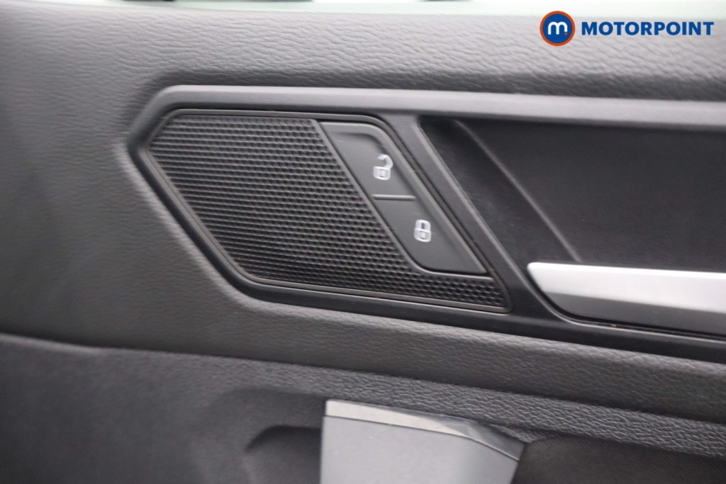Volkswagen Tiguan Match Manual Petrol SUV - Stock Number (1668774) - 10th supplementary image