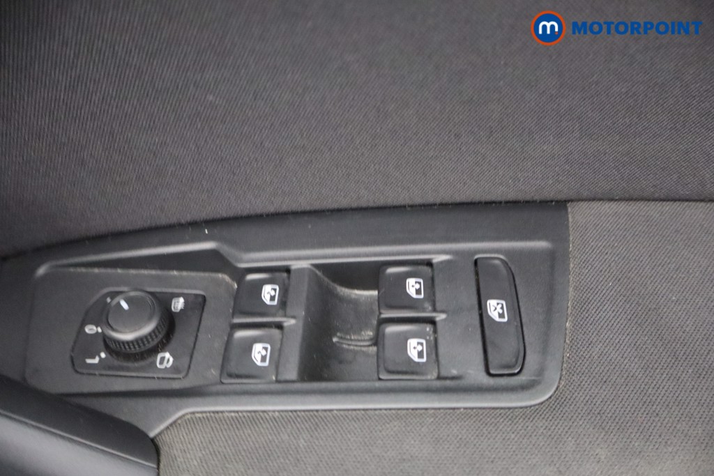 Volkswagen Tiguan Match Manual Petrol SUV - Stock Number (1668774) - 11th supplementary image