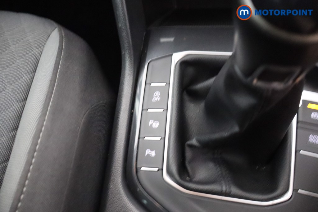 Volkswagen Tiguan Match Manual Petrol SUV - Stock Number (1668774) - 18th supplementary image