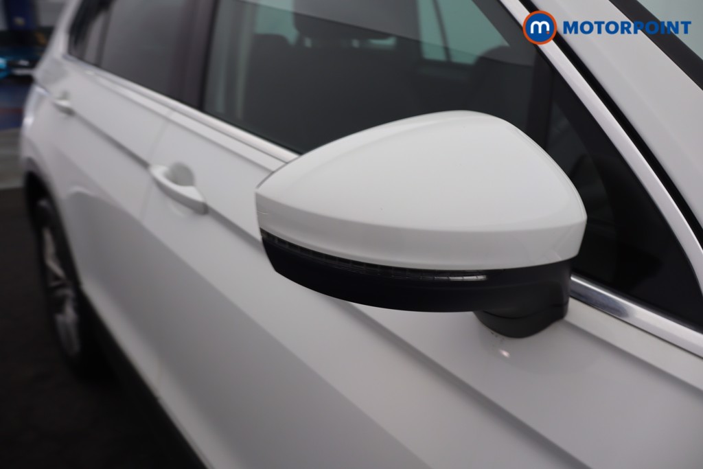 Volkswagen Tiguan Match Manual Petrol SUV - Stock Number (1668774) - 22nd supplementary image