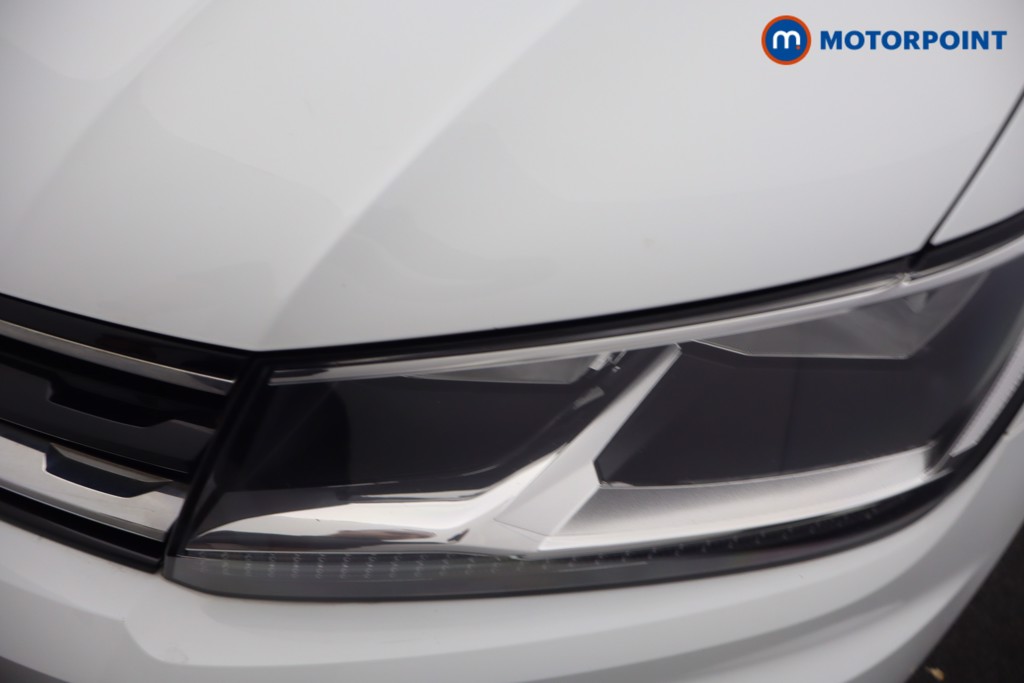 Volkswagen Tiguan Match Manual Petrol SUV - Stock Number (1668774) - 24th supplementary image