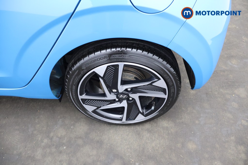 Hyundai I10 Premium Manual Petrol Hatchback - Stock Number (1668850) - 2nd supplementary image