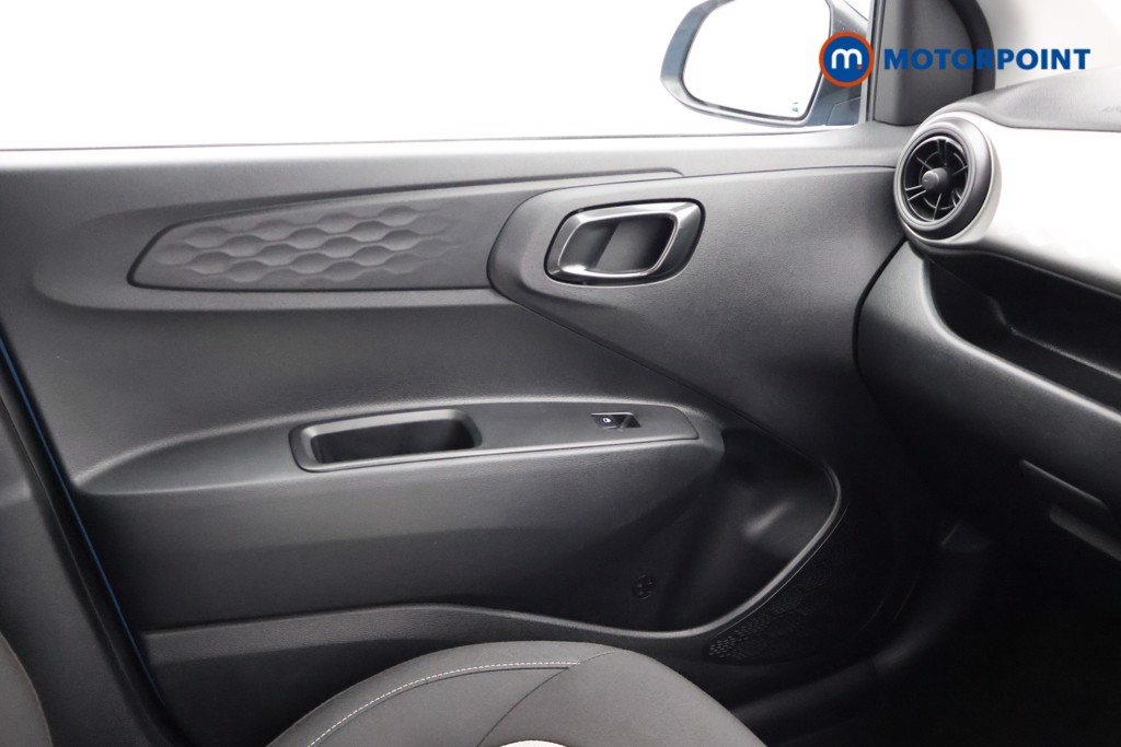 Hyundai I10 Premium Manual Petrol Hatchback - Stock Number (1668850) - 16th supplementary image
