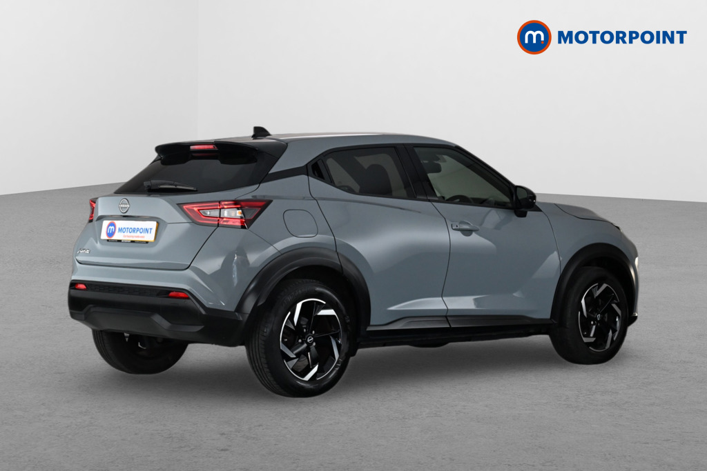 Nissan Juke N-Connecta Automatic Petrol SUV - Stock Number (1668946) - Drivers side rear corner
