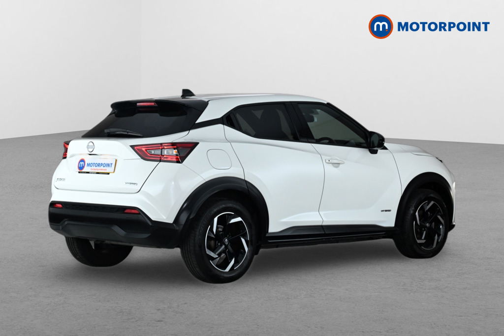 Nissan Juke N-Connecta Automatic Petrol-Electric Hybrid SUV - Stock Number (1668947) - Drivers side rear corner