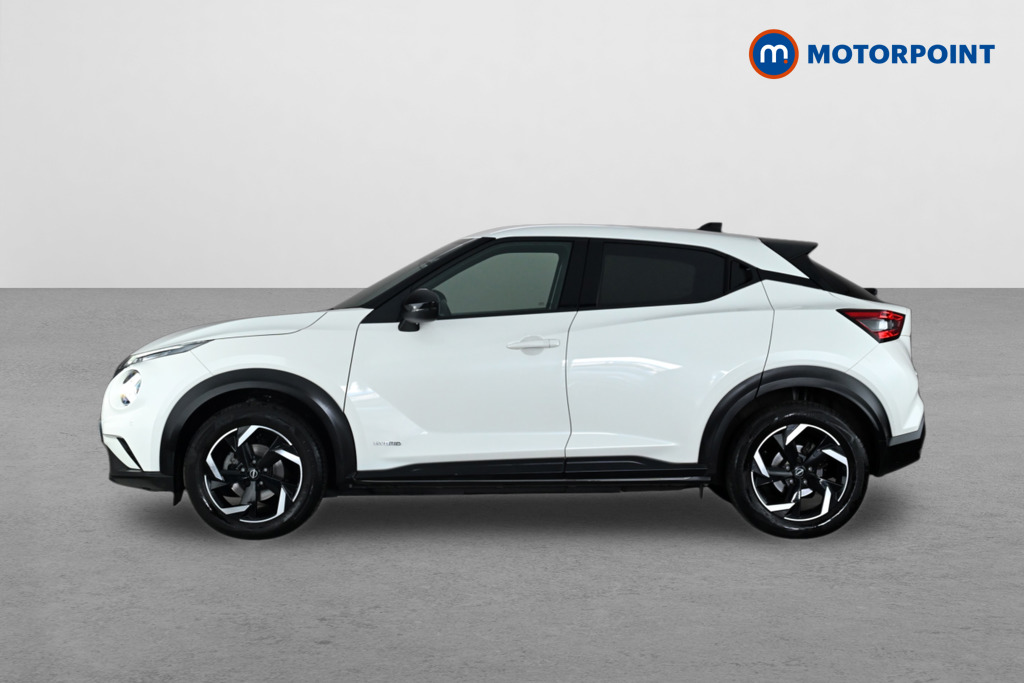 Nissan Juke N-Connecta Automatic Petrol-Electric Hybrid SUV - Stock Number (1668947) - Passenger side