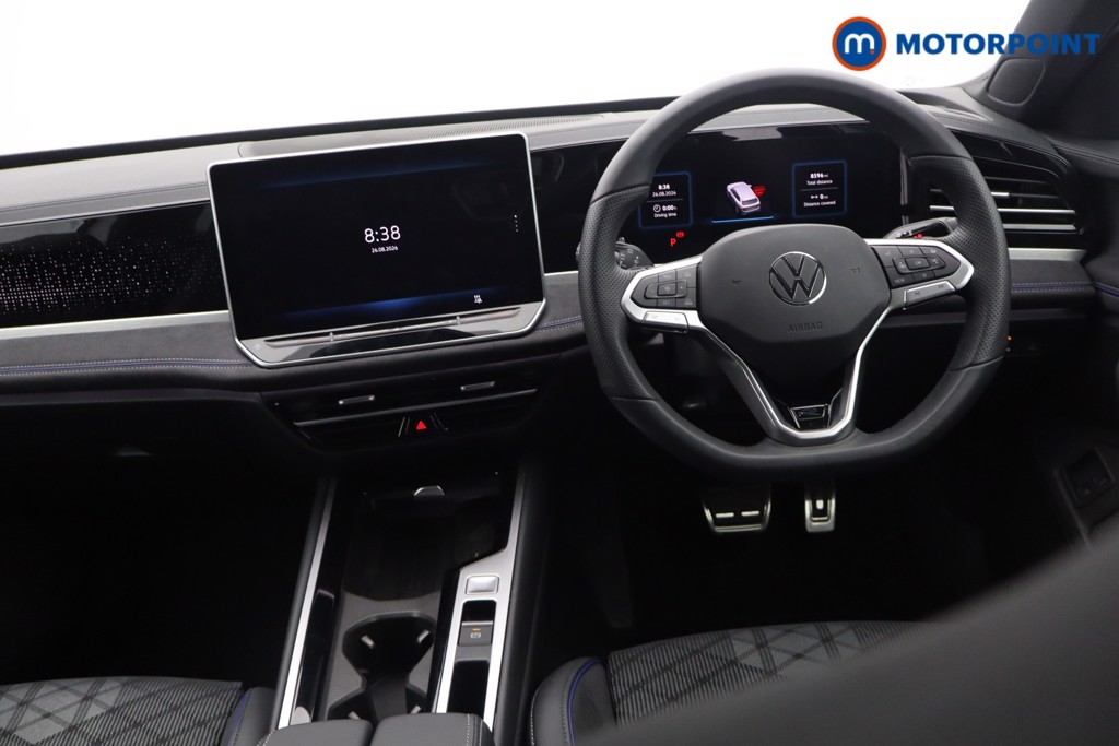 Volkswagen Passat R-Line Automatic Petrol Plug-In Hybrid Estate - Stock Number (1669032) - 8th supplementary image