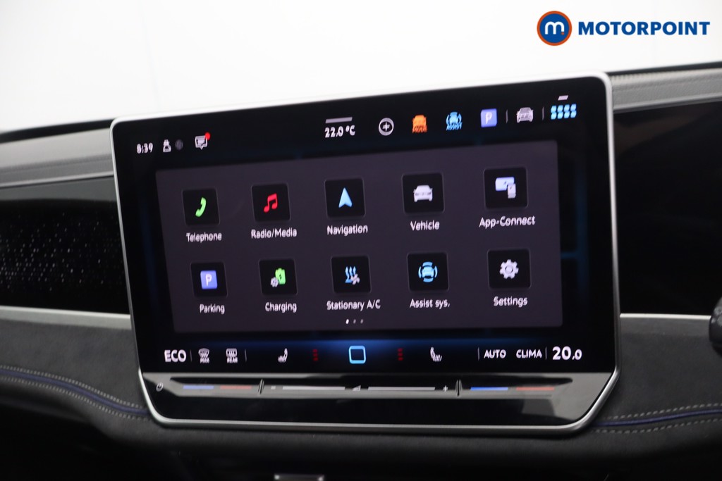 Volkswagen Passat R-Line Automatic Petrol Plug-In Hybrid Estate - Stock Number (1669032) - 21st supplementary image