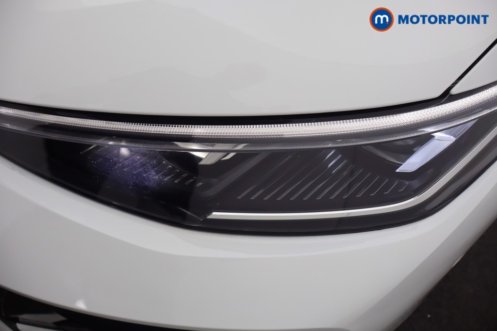 Volkswagen Passat R-Line Automatic Petrol Plug-In Hybrid Estate - Stock Number (1669032) - 26th supplementary image