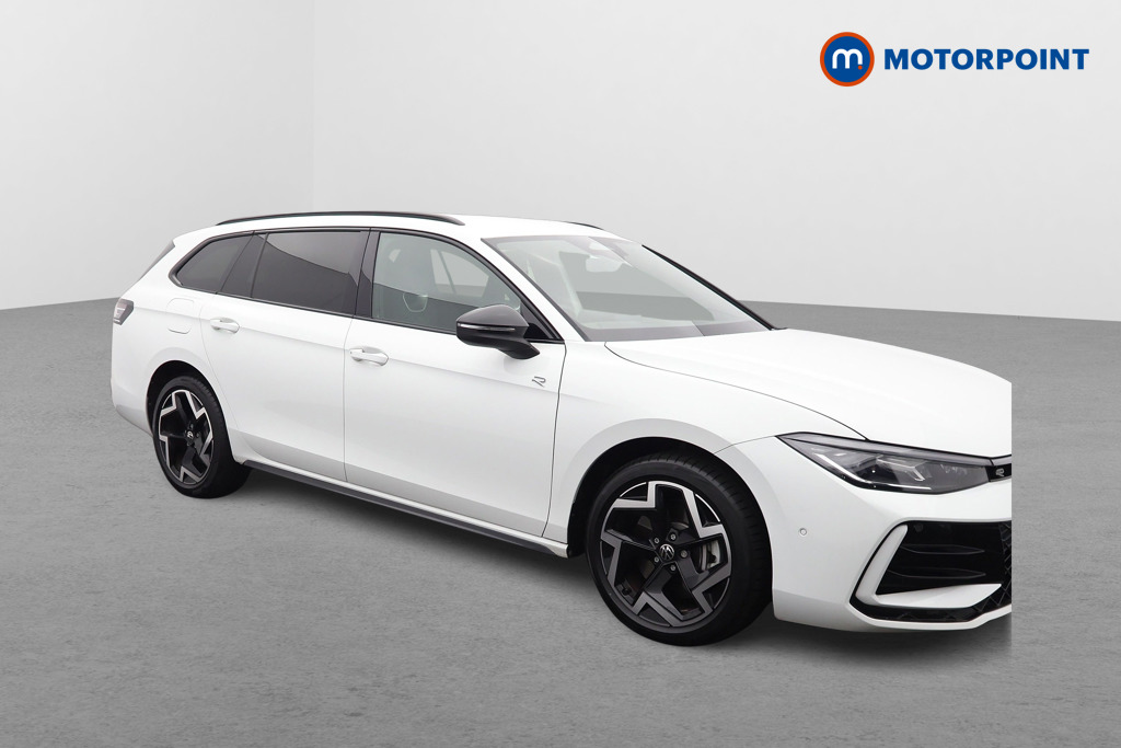 Volkswagen Passat R-Line Automatic Petrol Plug-In Hybrid Estate - Stock Number (1669032) - Drivers side front corner