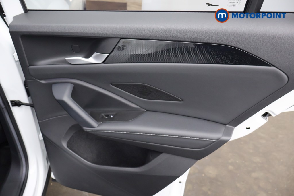 Volkswagen Tiguan Match Automatic Petrol SUV - Stock Number (1669075) - 24th supplementary image