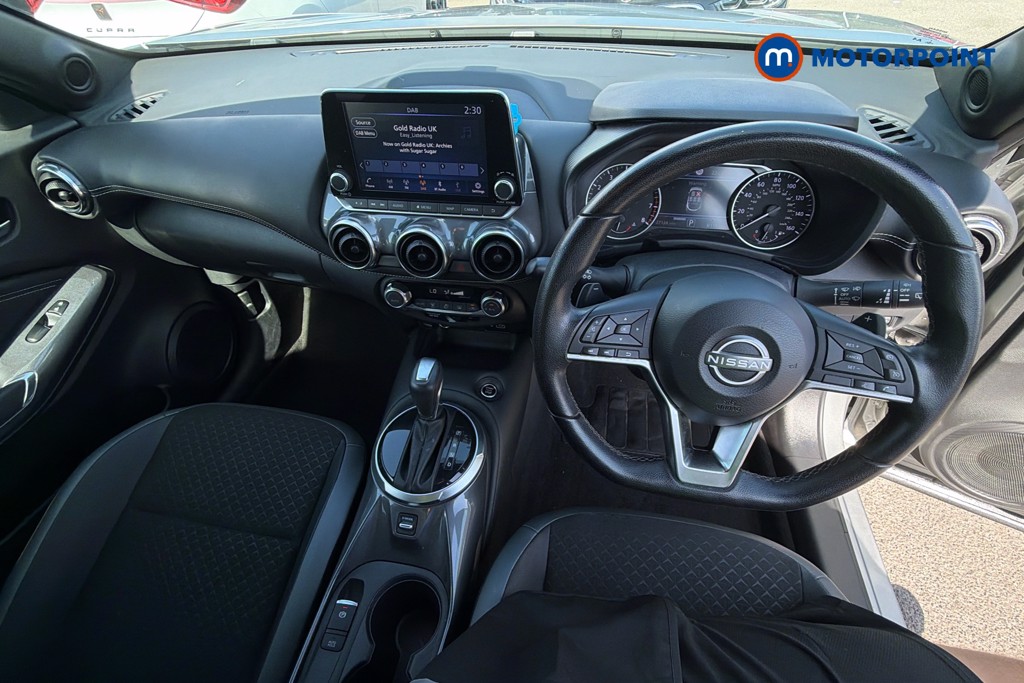 Nissan Juke N-Connecta Automatic Petrol SUV - Stock Number (1669304) - 4th supplementary image
