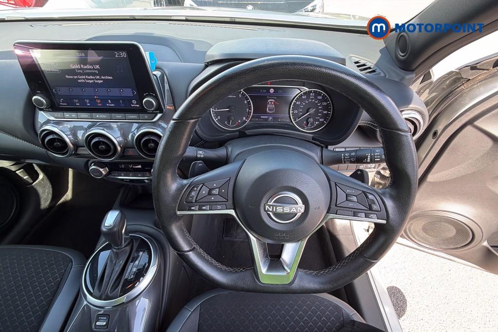 Nissan Juke N-Connecta Automatic Petrol SUV - Stock Number (1669304) - 5th supplementary image