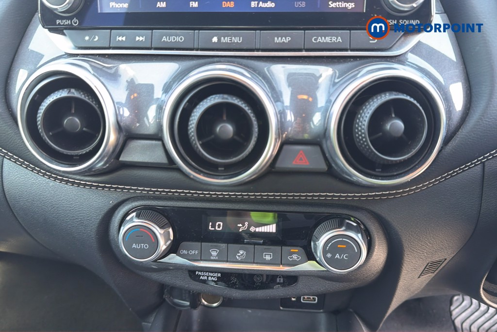 Nissan Juke N-Connecta Automatic Petrol SUV - Stock Number (1669304) - 12th supplementary image