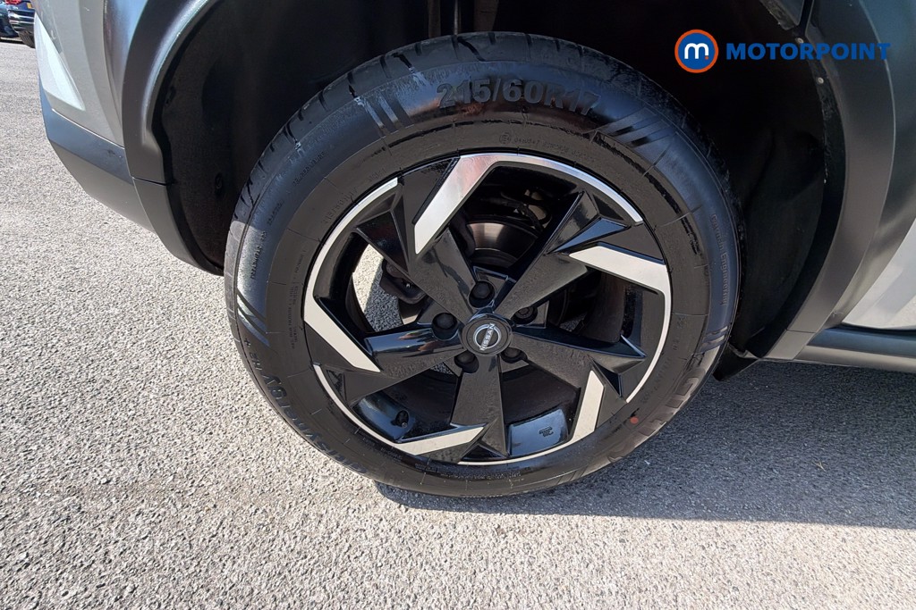 Nissan Juke N-Connecta Automatic Petrol SUV - Stock Number (1669304) - 26th supplementary image