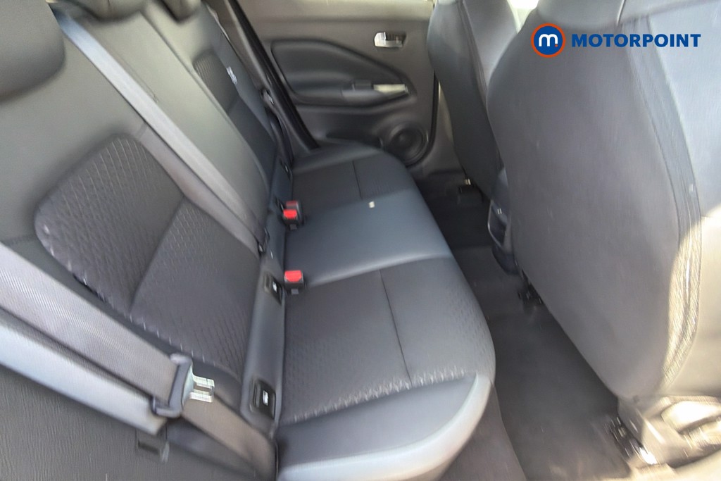 Nissan Juke N-Connecta Automatic Petrol SUV - Stock Number (1669304) - 32nd supplementary image