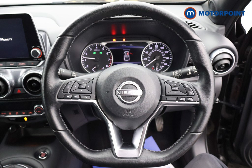 Nissan Juke N-Connecta Manual Petrol SUV - Stock Number (1669431) - 5th supplementary image