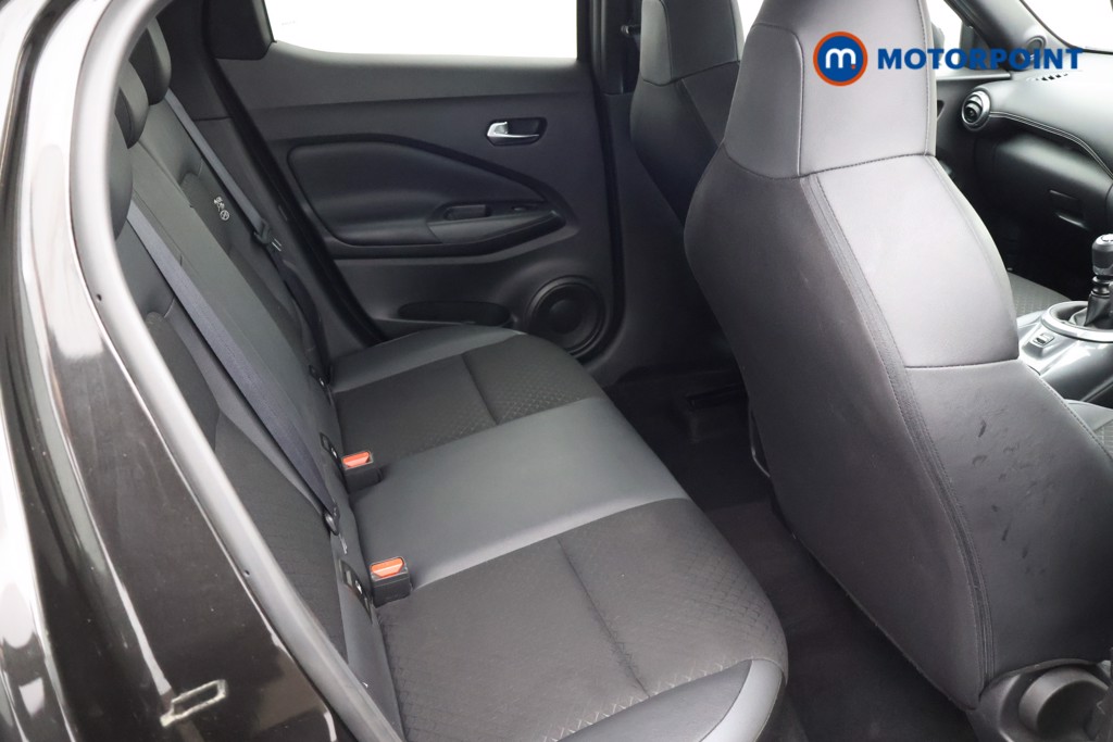 Nissan Juke N-Connecta Manual Petrol SUV - Stock Number (1669431) - 24th supplementary image