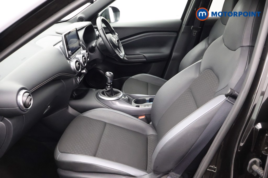 Nissan Juke N-Connecta Manual Petrol SUV - Stock Number (1669431) - 32nd supplementary image