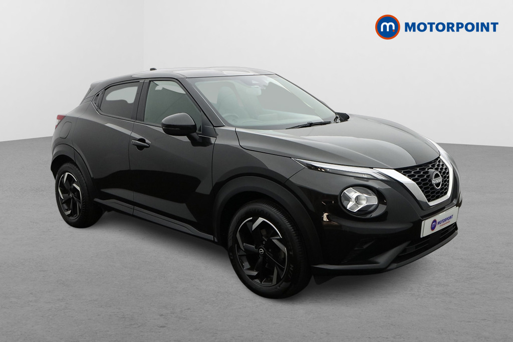 Nissan Juke N-Connecta Manual Petrol SUV - Stock Number (1669431) - Drivers side front corner