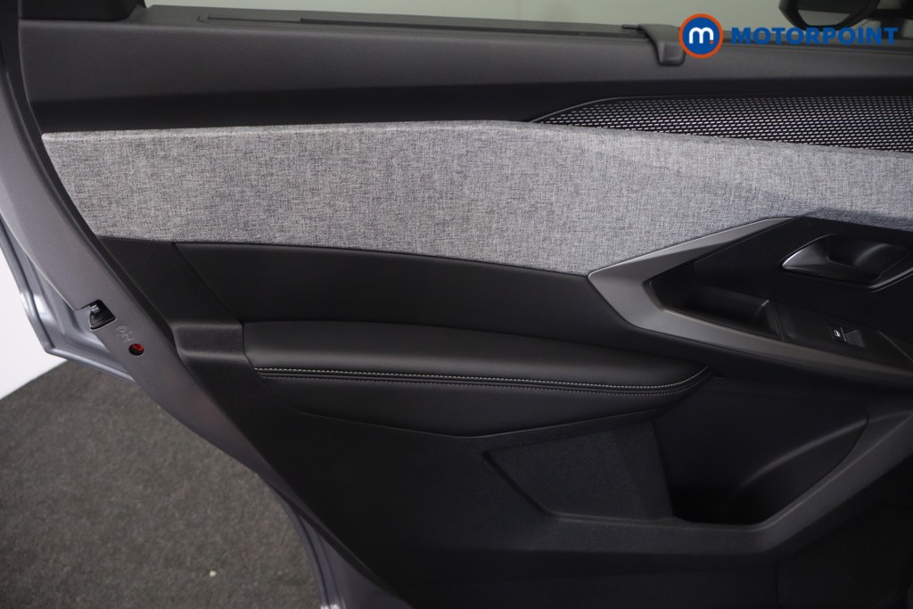 Peugeot 5008 GT Automatic Petrol SUV - Stock Number (1669459) - 39th supplementary image