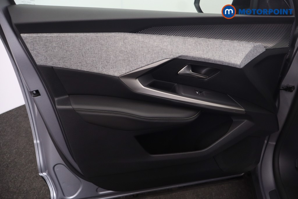 Peugeot 5008 GT Automatic Petrol SUV - Stock Number (1669459) - 47th supplementary image