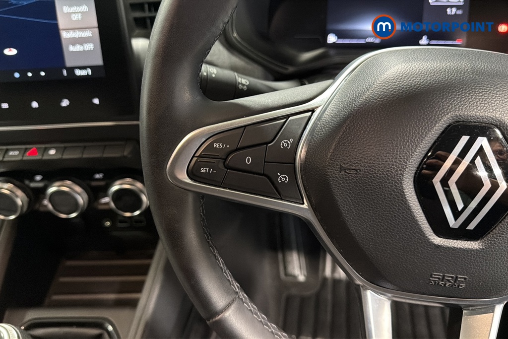 Renault Clio Evolution Manual Petrol Hatchback - Stock Number (1669810) - 4th supplementary image