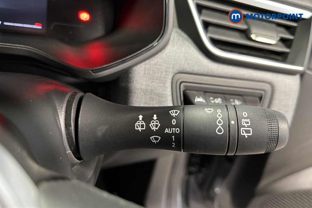 Renault Clio Evolution Manual Petrol Hatchback - Stock Number (1669810) - 6th supplementary image