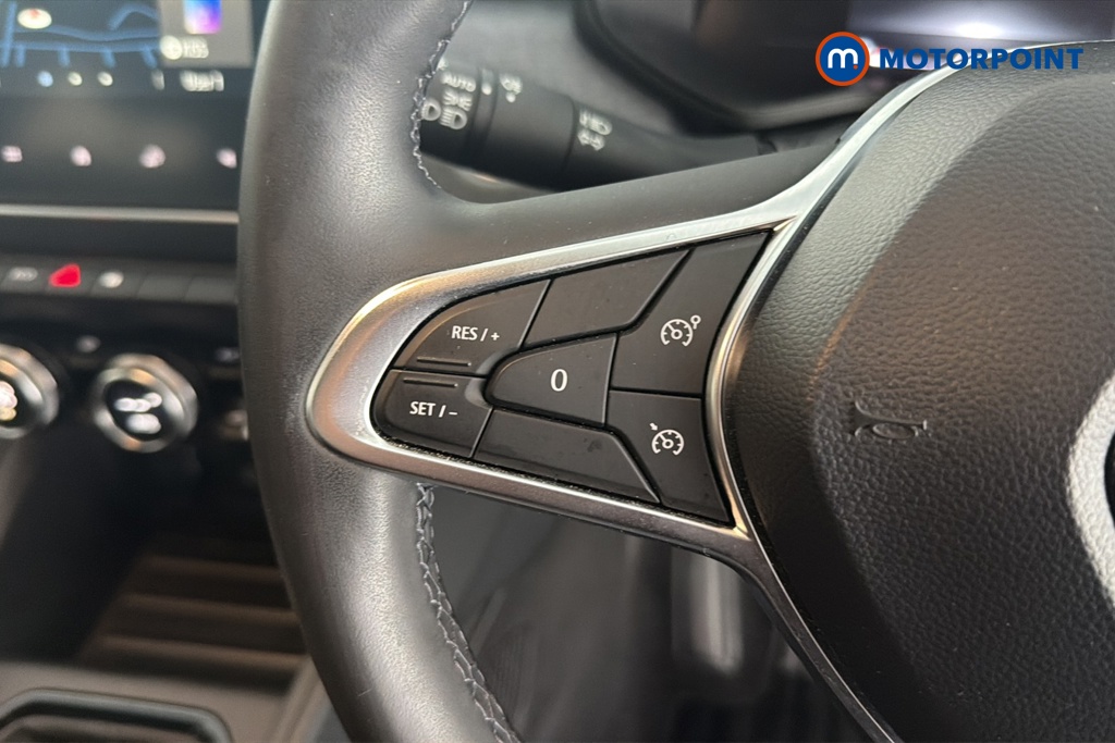 Renault Clio Evolution Manual Petrol Hatchback - Stock Number (1669818) - 4th supplementary image