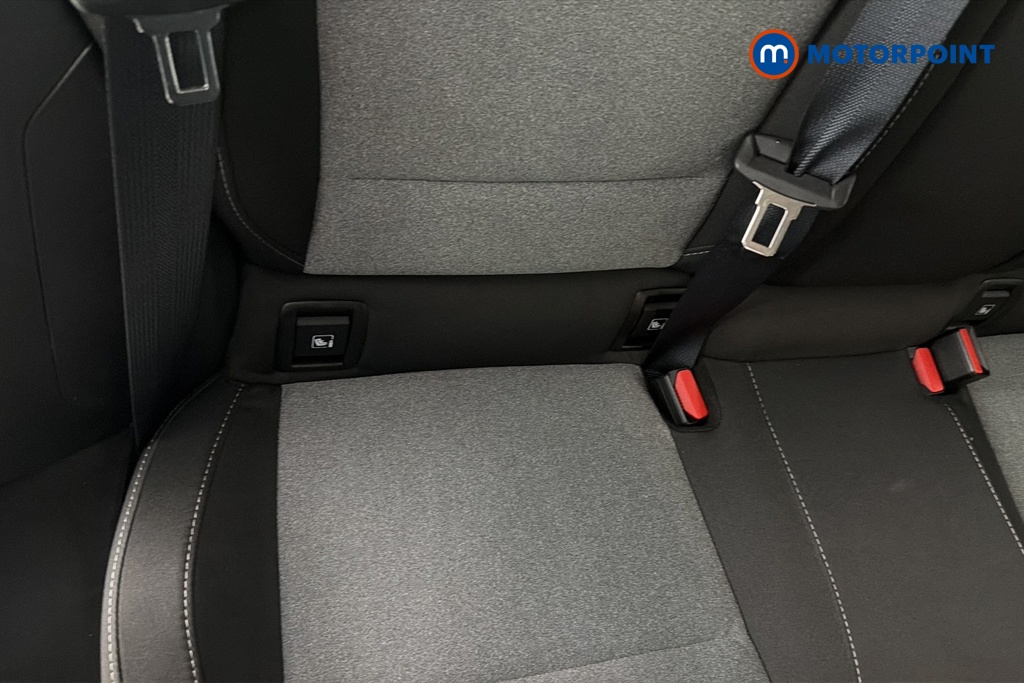 Renault Clio Evolution Manual Petrol Hatchback - Stock Number (1669818) - 27th supplementary image
