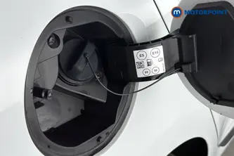 Renault Clio Evolution Manual Petrol Hatchback - Stock Number (1669818) - 41st supplementary image
