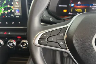 Renault Clio Evolution Manual Petrol Hatchback - Stock Number (1669865) - 4th supplementary image