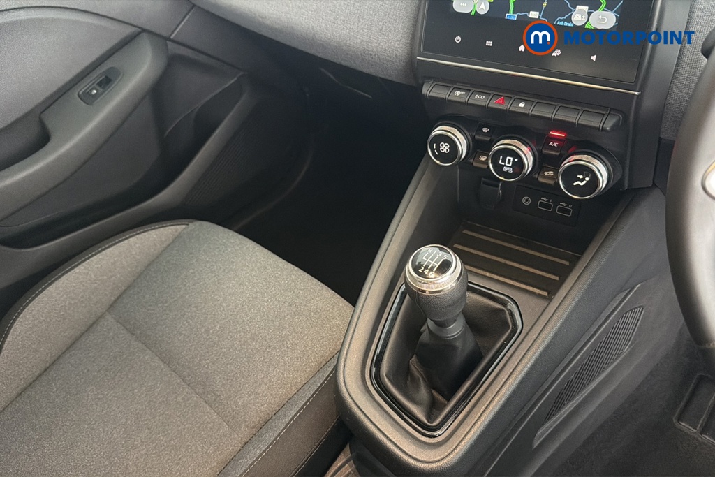 Renault Clio Evolution Manual Petrol Hatchback - Stock Number (1669865) - 15th supplementary image