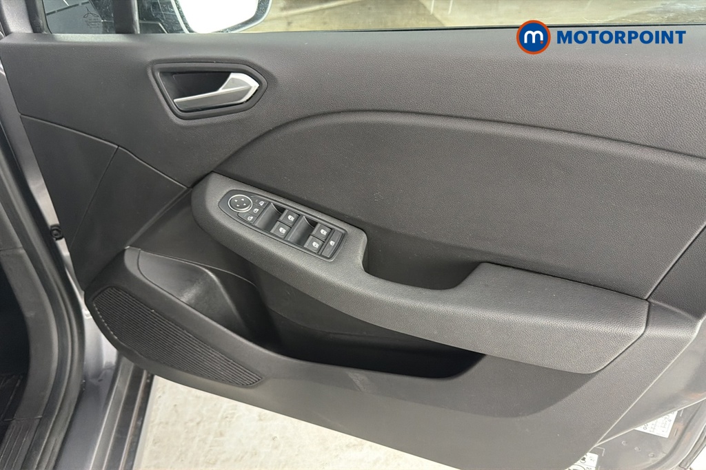 Renault Clio Evolution Manual Petrol Hatchback - Stock Number (1669865) - 18th supplementary image