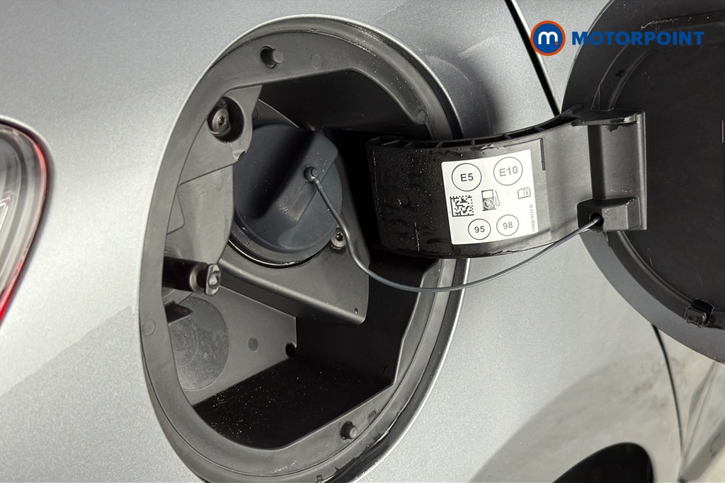 Renault Clio Evolution Manual Petrol Hatchback - Stock Number (1669865) - 41st supplementary image