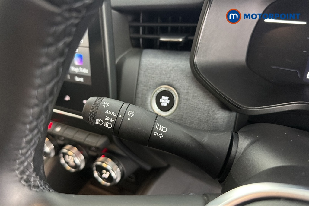 Renault Clio Evolution Manual Petrol Hatchback - Stock Number (1669876) - 5th supplementary image