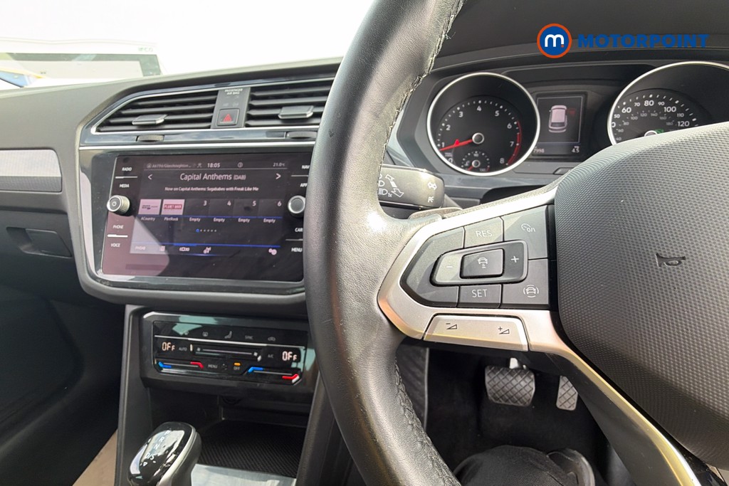 Volkswagen Tiguan Life Automatic Petrol SUV - Stock Number (1670112) - 3rd supplementary image