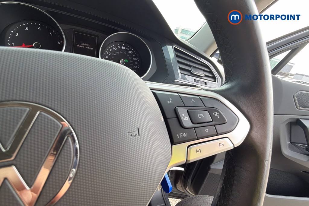 Volkswagen Tiguan Life Automatic Petrol SUV - Stock Number (1670112) - 4th supplementary image