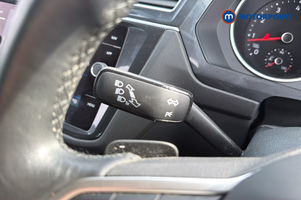 Volkswagen Tiguan Life Automatic Petrol SUV - Stock Number (1670112) - 6th supplementary image