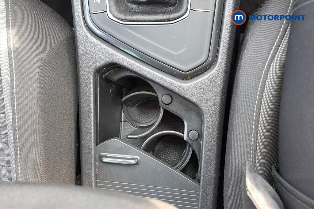 Volkswagen Tiguan Life Automatic Petrol SUV - Stock Number (1670112) - 16th supplementary image