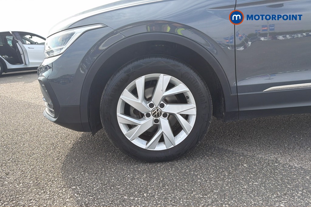 Volkswagen Tiguan Life Automatic Petrol SUV - Stock Number (1670112) - 47th supplementary image