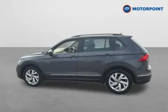Volkswagen Tiguan Life Automatic Petrol SUV - Stock Number (1670112) - Passenger side