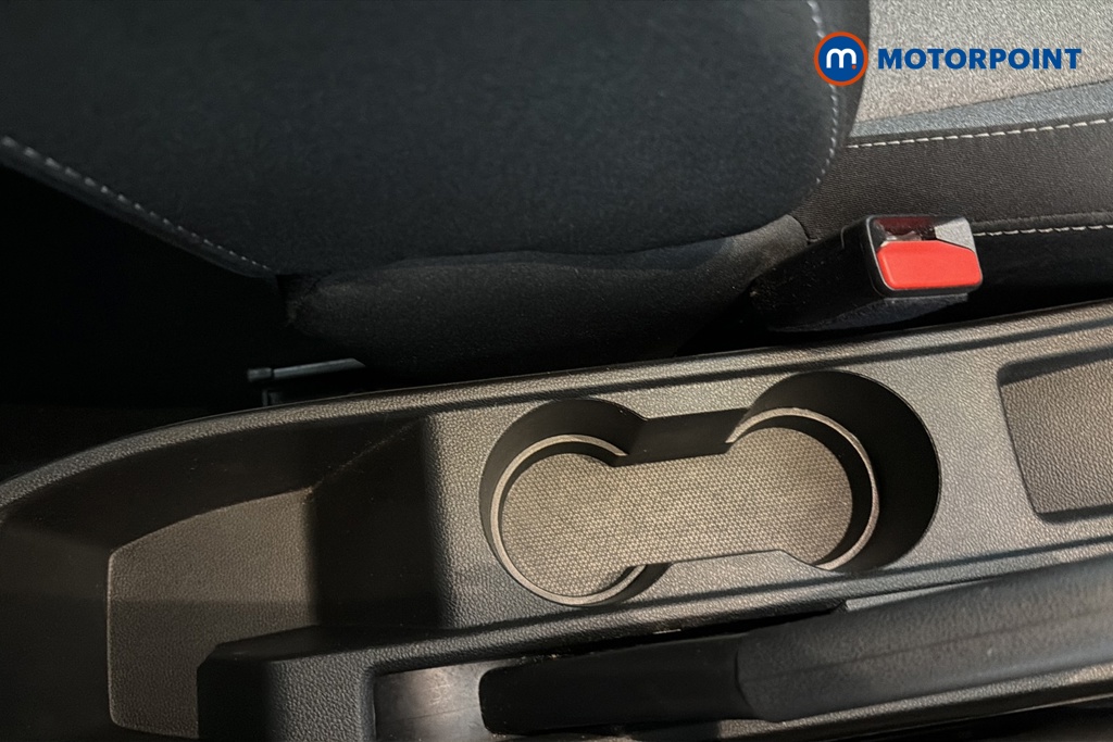 Renault Clio Evolution Manual Petrol Hatchback - Stock Number (1670178) - 16th supplementary image